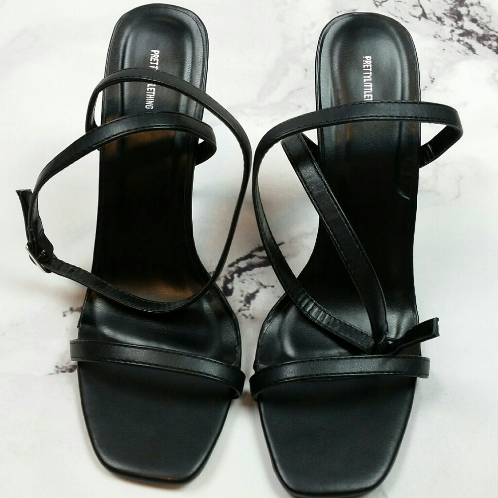 Prettylittlething black strappy Sandals size 8 party holiday work high heels